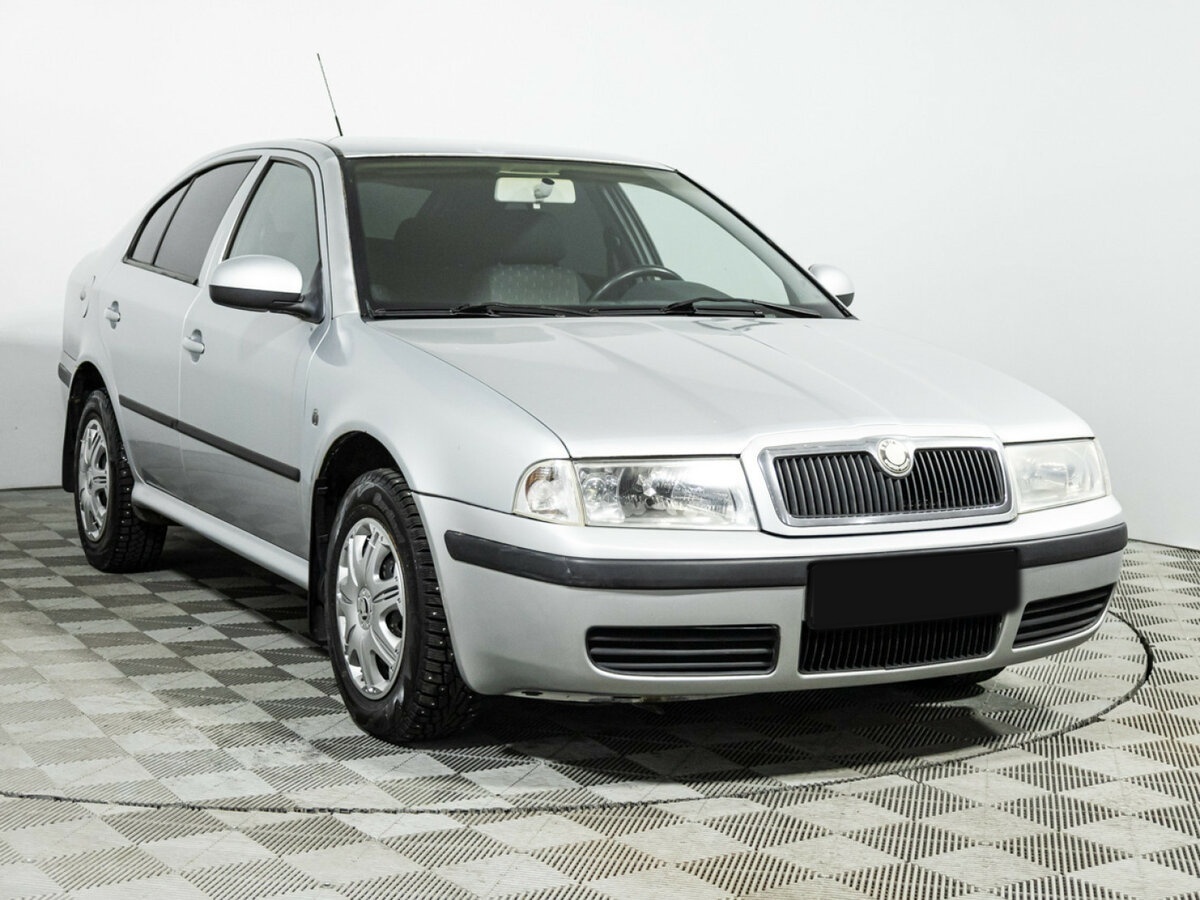 Купить Skoda Octavia с пробегом. Фото: #2