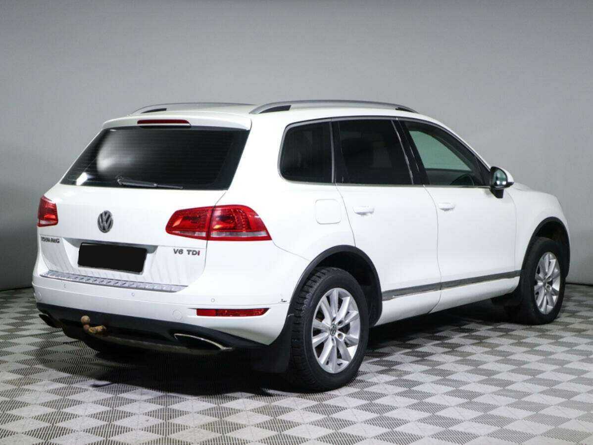 Купить Volkswagen Touareg с пробегом. Фото: #2