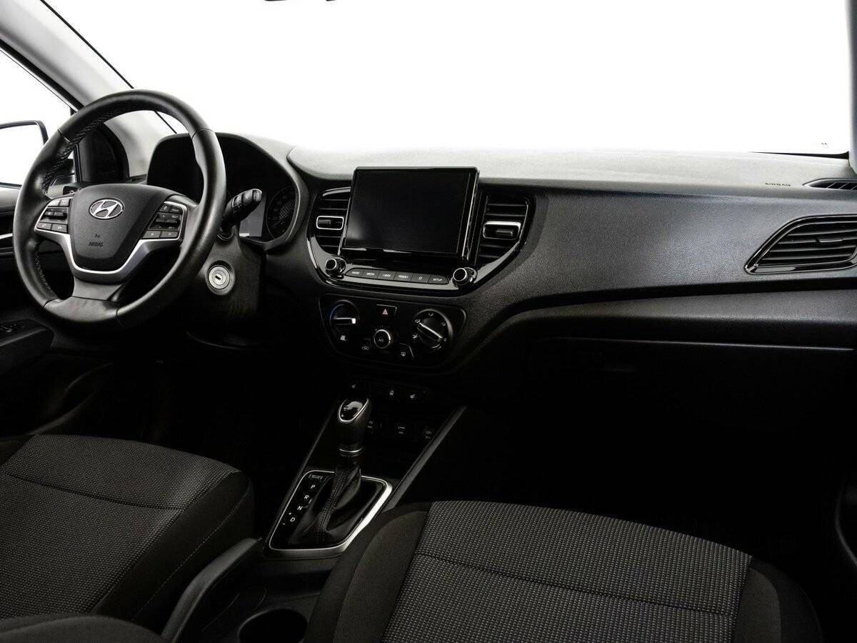 Купить Hyundai Solaris с пробегом. Фото: #6