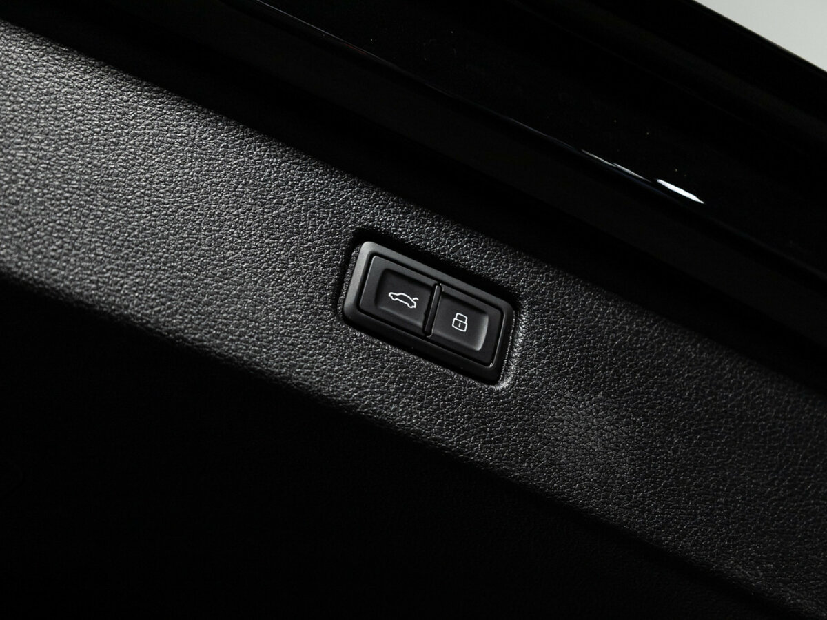 Купить Audi Q7 с пробегом. Фото: #33