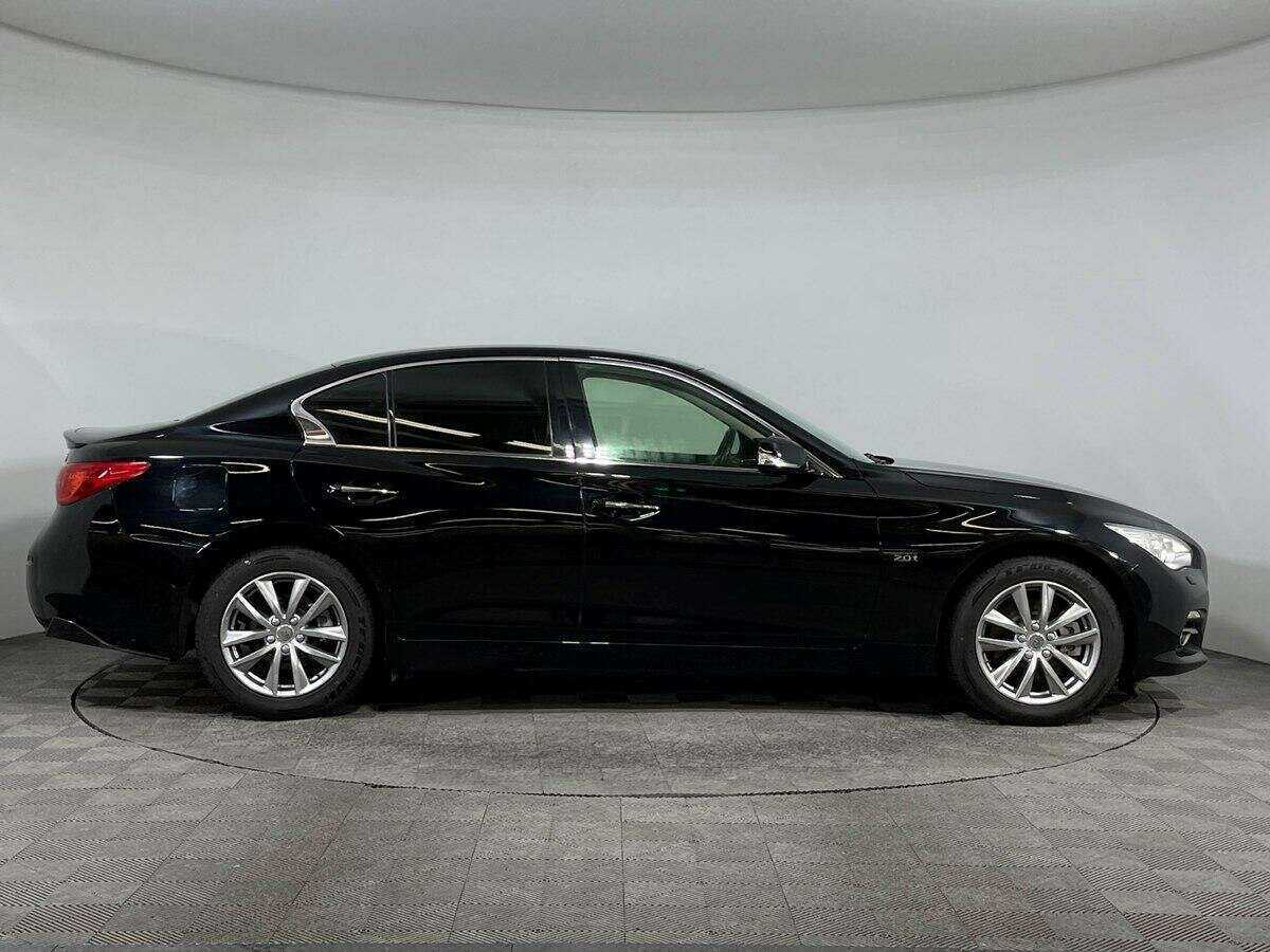 Купить Infiniti Q50 с пробегом. Фото: #3