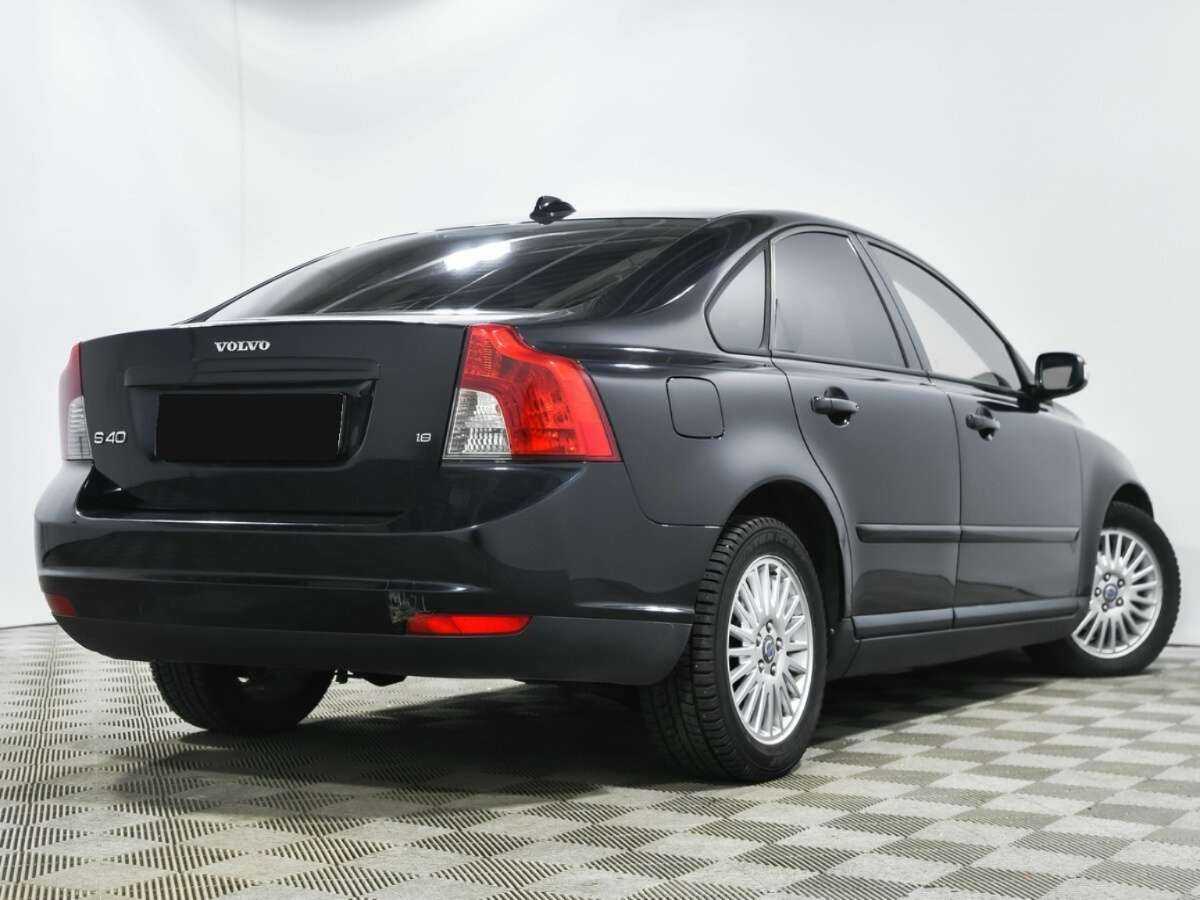 Купить Volvo S40 с пробегом. Фото: #3