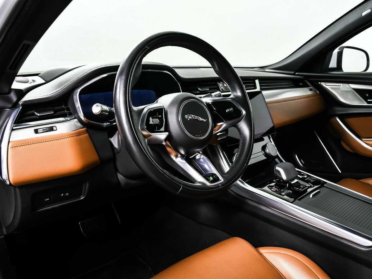 Купить Jaguar XF с пробегом. Фото: #12