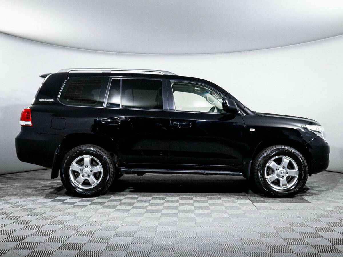Купить Toyota Land Cruiser с пробегом. Фото: #3