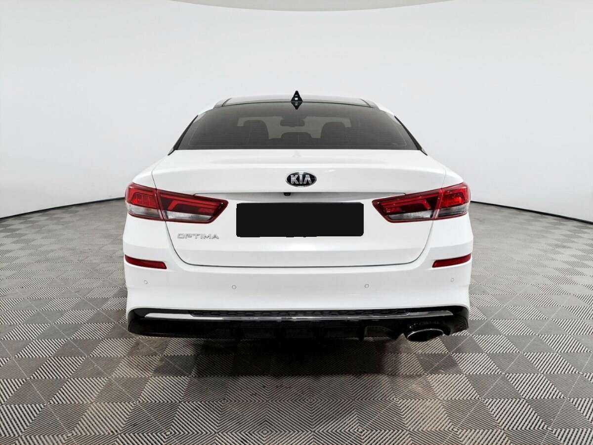 Купить Kia Optima с пробегом. Фото: #5