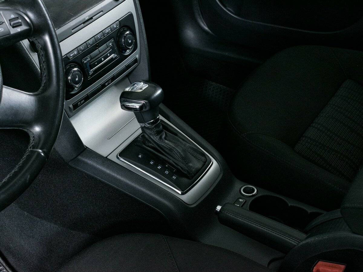 Купить Skoda Octavia с пробегом. Фото: #14