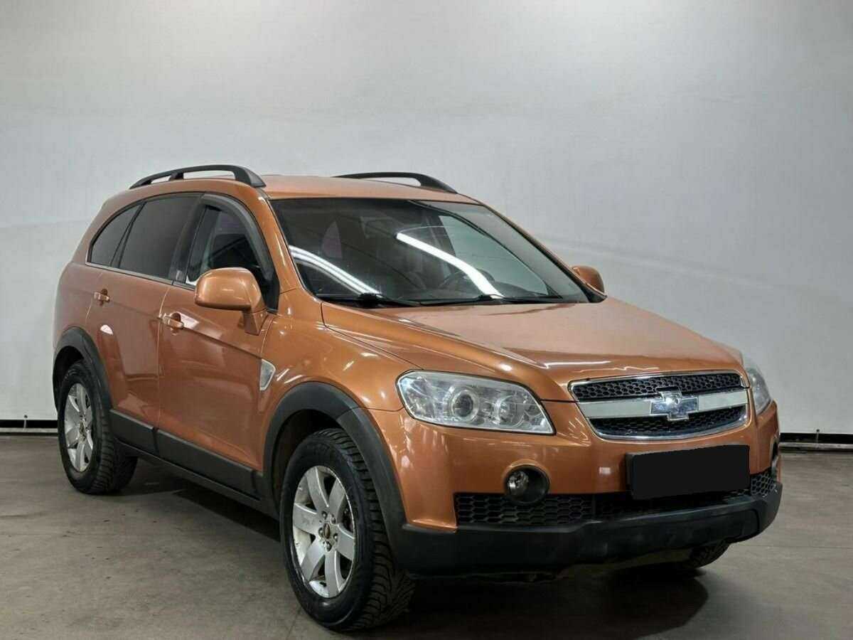 Купить Chevrolet Captiva с пробегом. Фото: #2