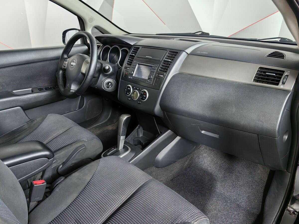 Купить Nissan Tiida с пробегом. Фото: #8
