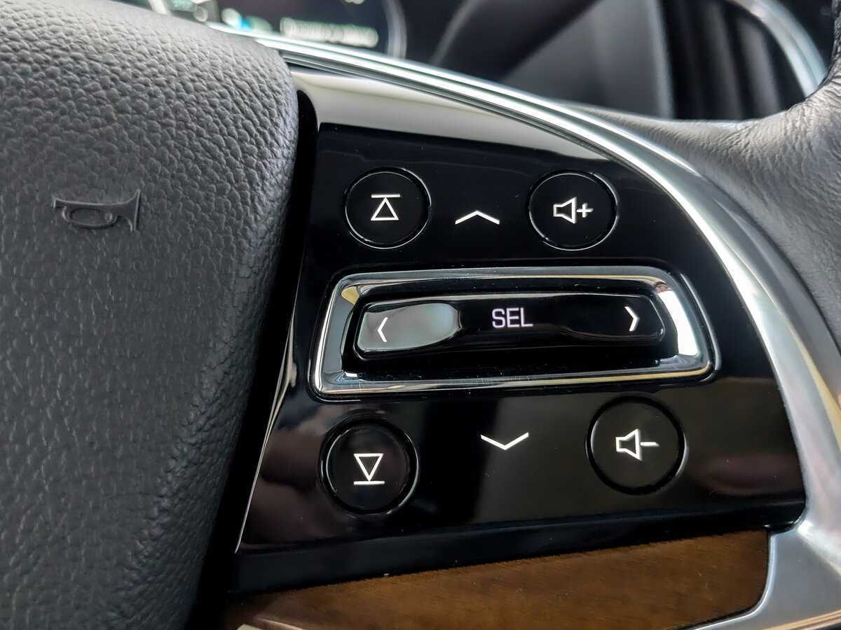 Купить Cadillac Escalade с пробегом. Фото: #25