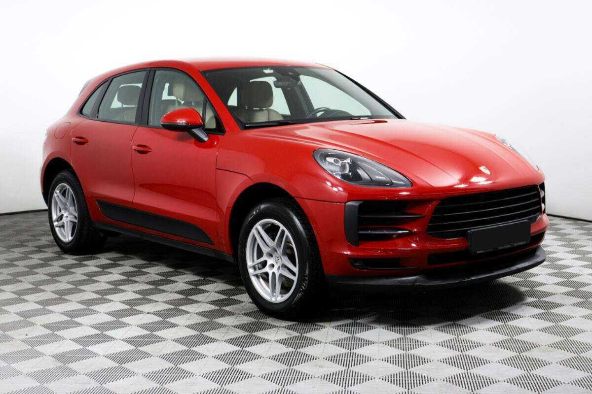 Купить Porsche Macan с пробегом. Фото: #2
