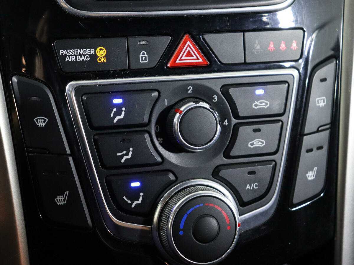Купить Hyundai i30 с пробегом. Фото: #15