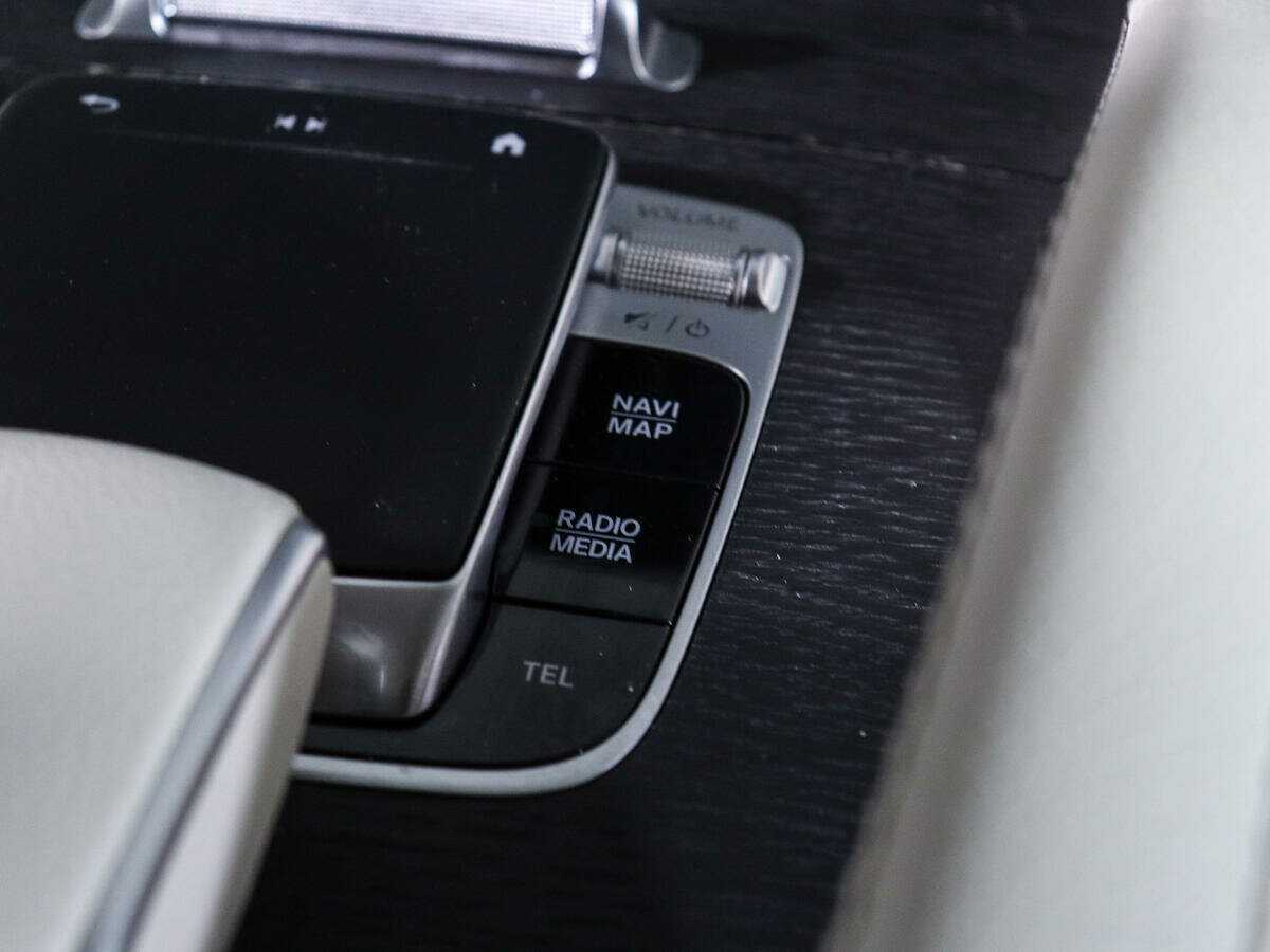 Купить Mercedes-Benz GLE с пробегом. Фото: #24