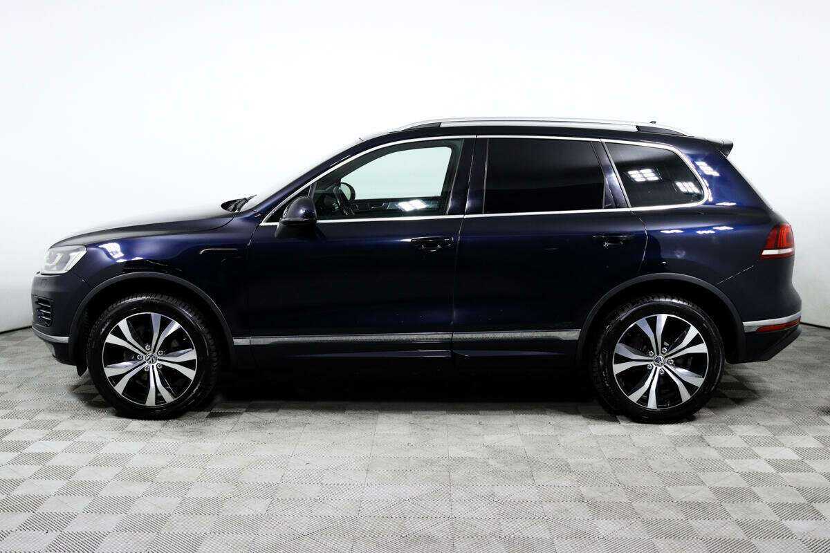 Купить Volkswagen Touareg с пробегом. Фото: #7