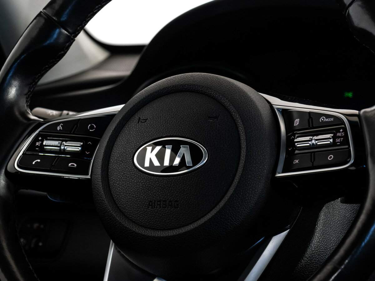 Купить Kia Optima с пробегом. Фото: #10