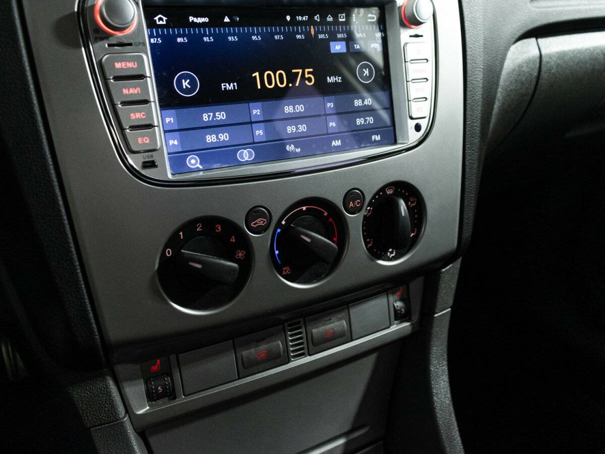 Купить Ford Focus с пробегом. Фото: #14