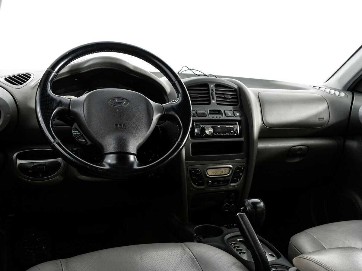 Купить Hyundai Santa Fe с пробегом. Фото: #10