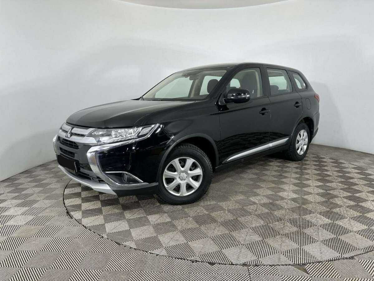 Купить Mitsubishi Outlander с пробегом. Посмотреть фото