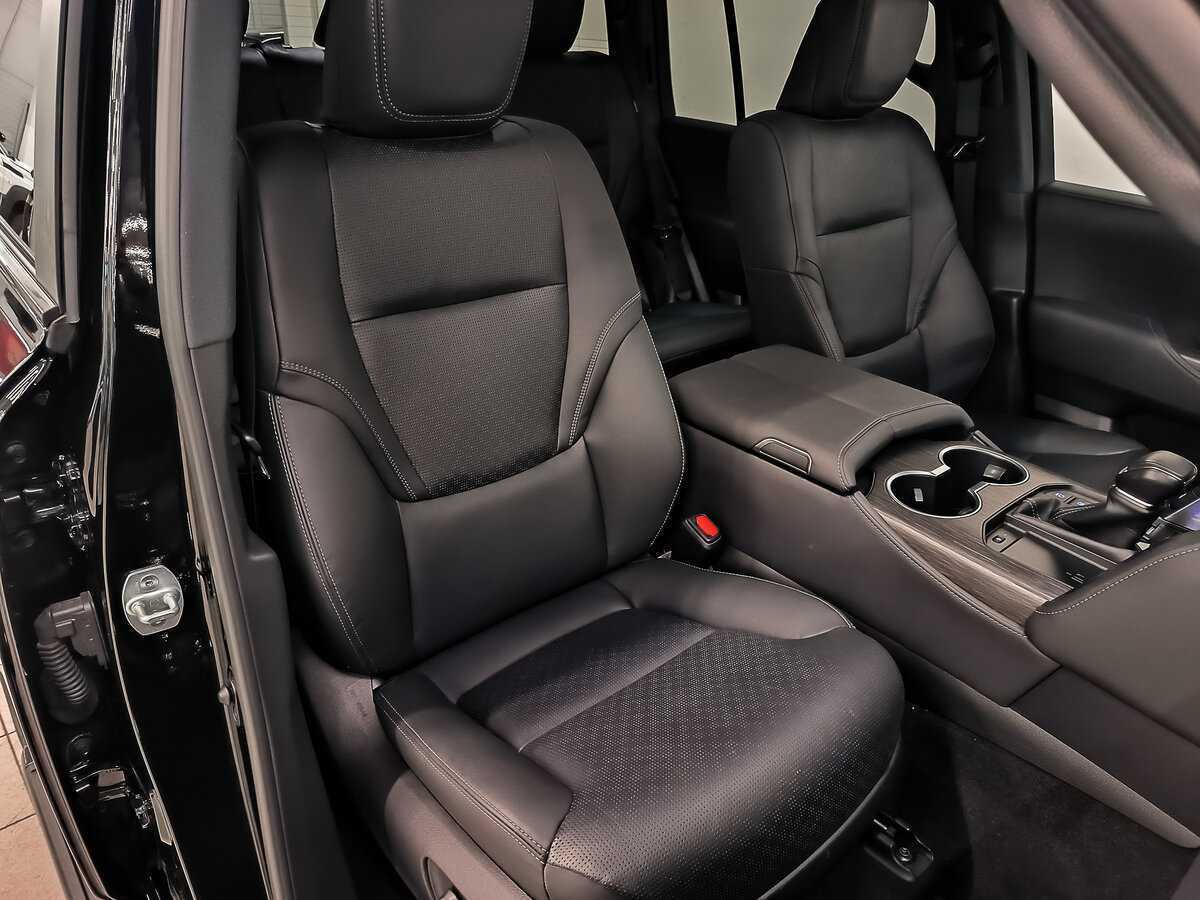 Купить Toyota Land Cruiser с пробегом. Фото: #23