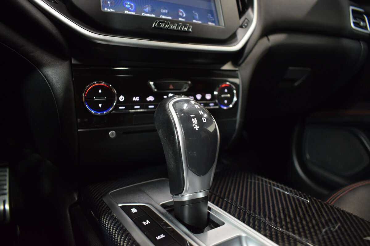 Купить Maserati Ghibli с пробегом. Фото: #25