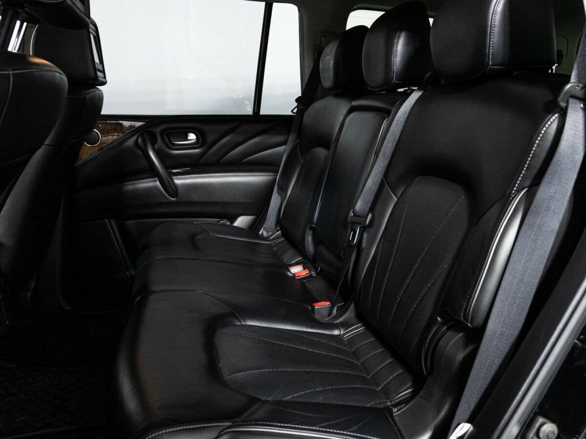 Купить Infiniti QX80 с пробегом. Фото: #7