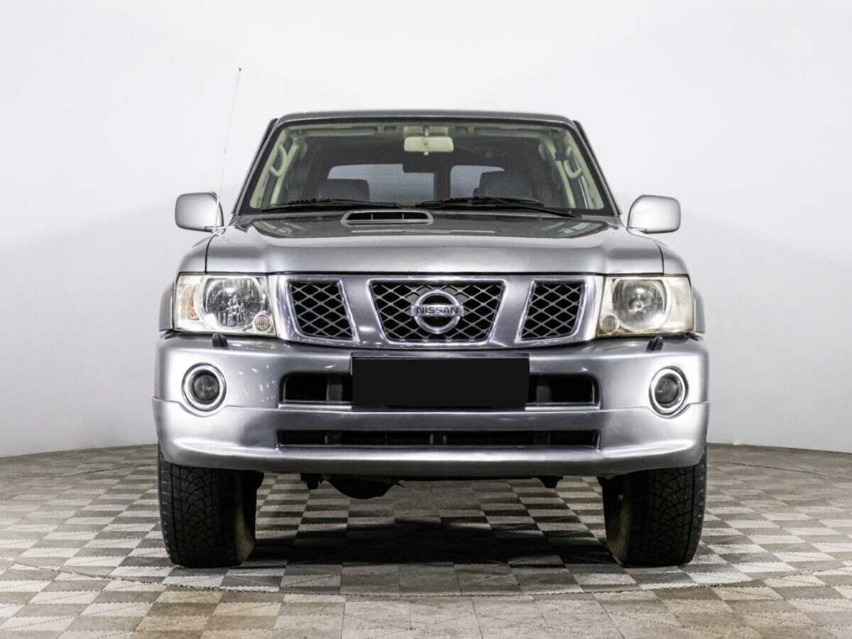 Купить Nissan Patrol с пробегом. Фото: #1