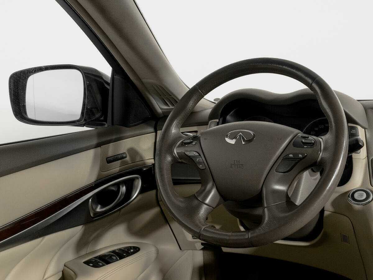 Купить Infiniti M с пробегом. Фото: #15