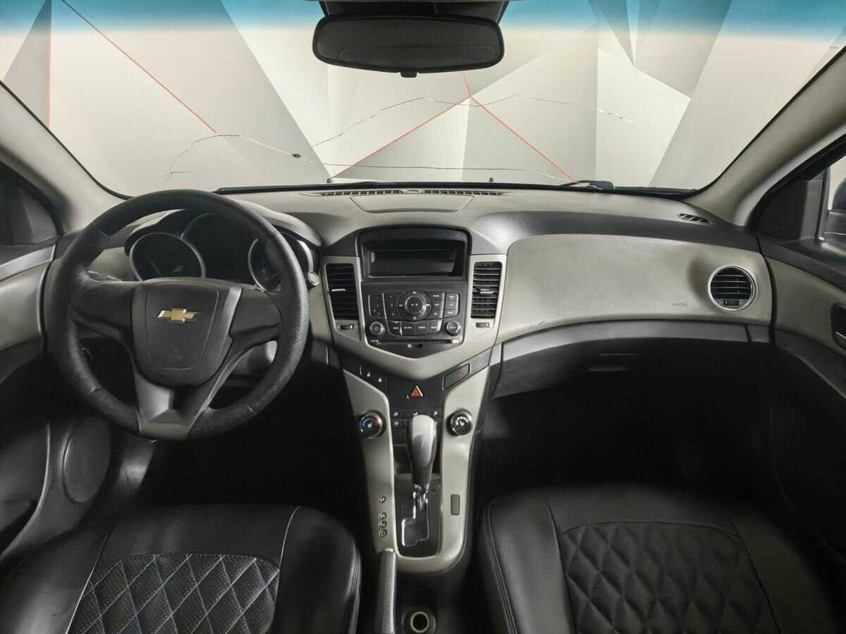 Купить Chevrolet Cruze с пробегом. Фото: #9