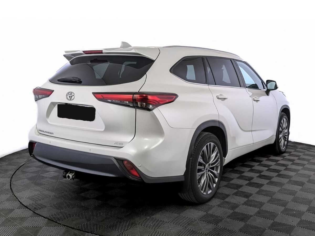 Купить Toyota Highlander с пробегом. Фото: #4