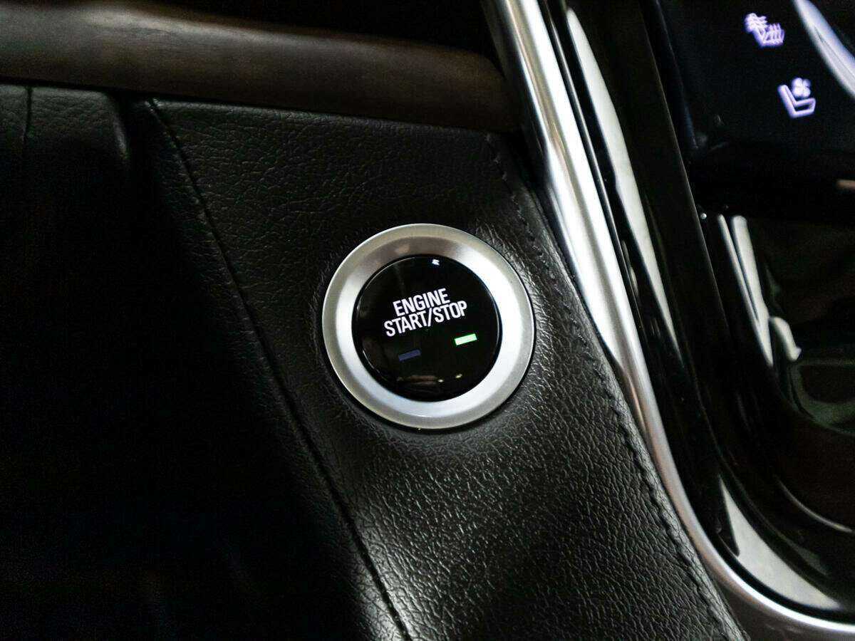 Купить Cadillac Escalade с пробегом. Фото: #23