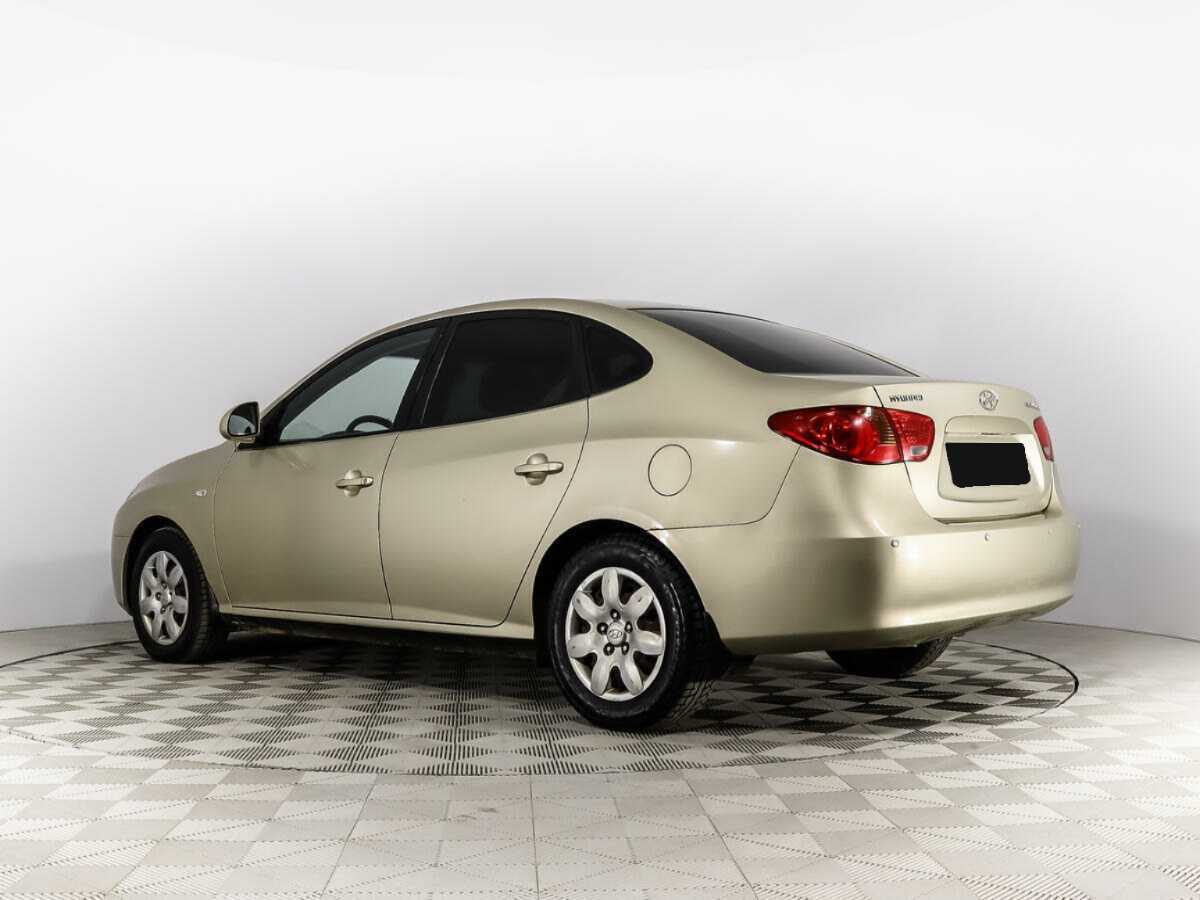 Купить Hyundai Elantra с пробегом. Фото: #6