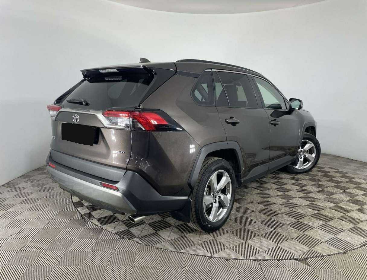 Купить Toyota RAV4 с пробегом. Фото: #4