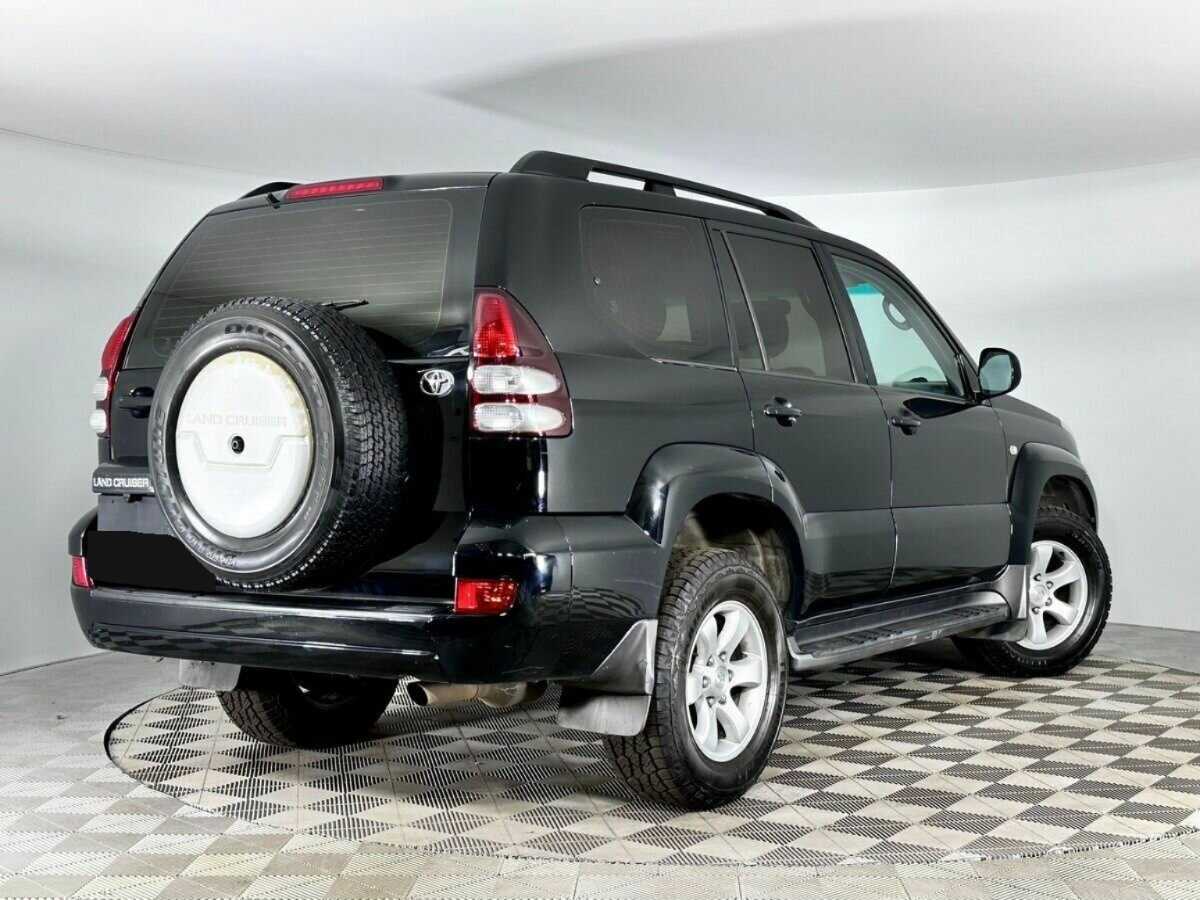 Купить Toyota Land Cruiser Prado с пробегом. Фото: #1