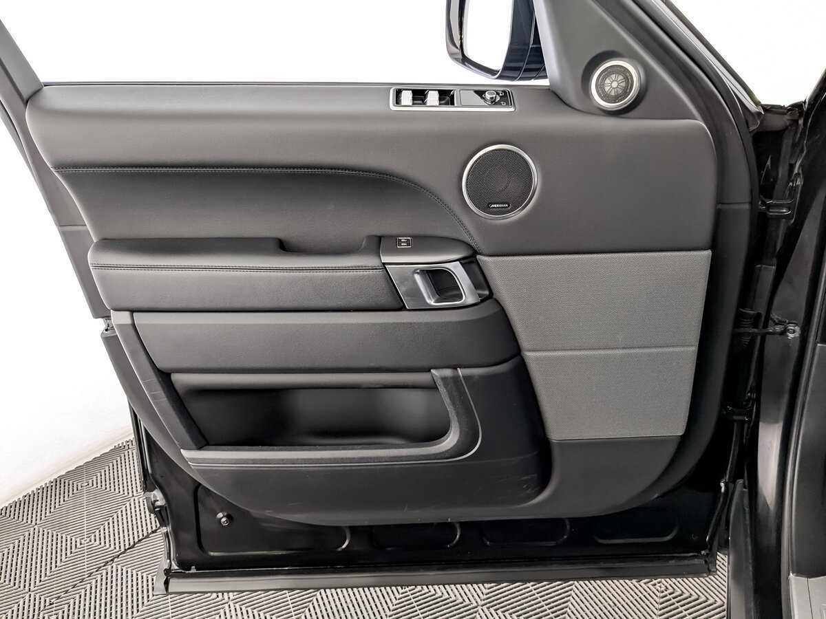 Купить Land Rover Range Rover Sport с пробегом. Фото: #19
