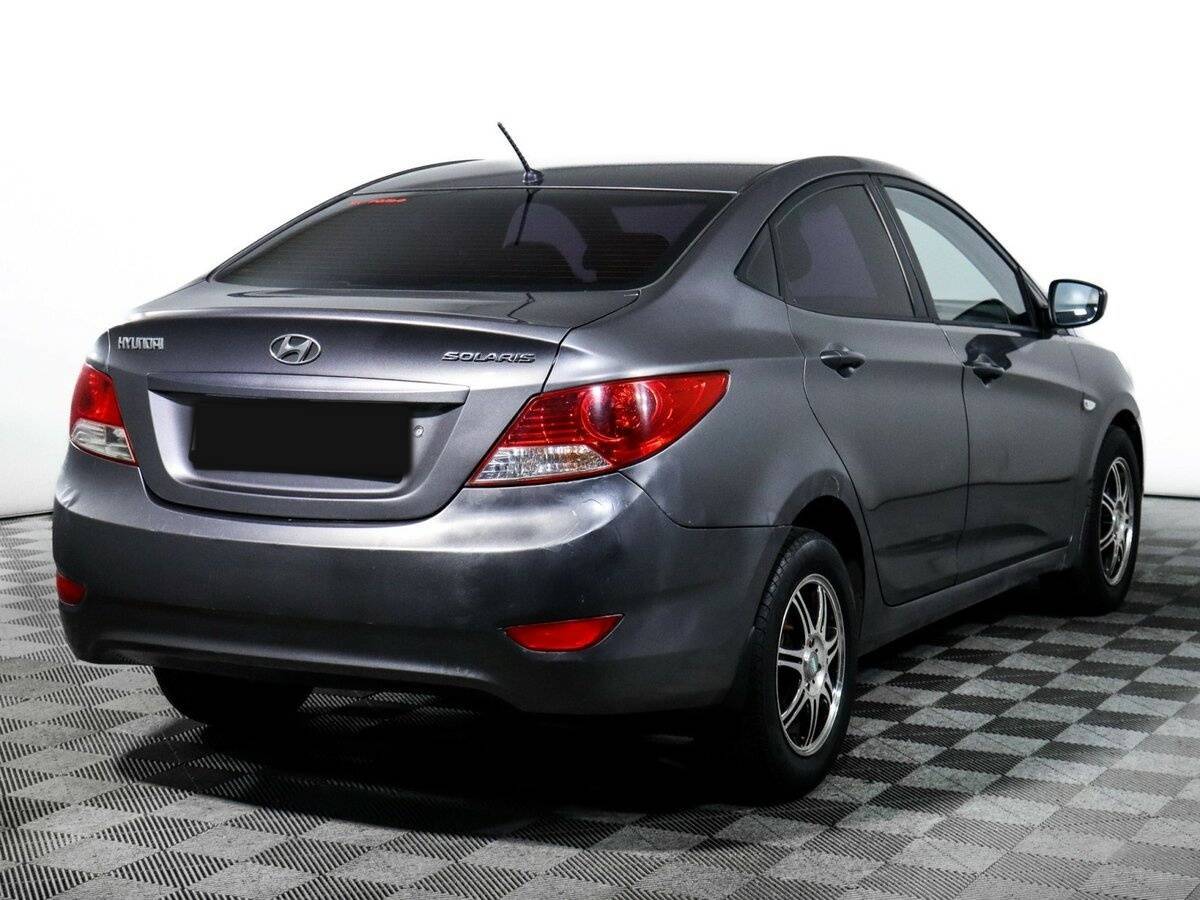 Купить Hyundai Solaris с пробегом. Фото: #3