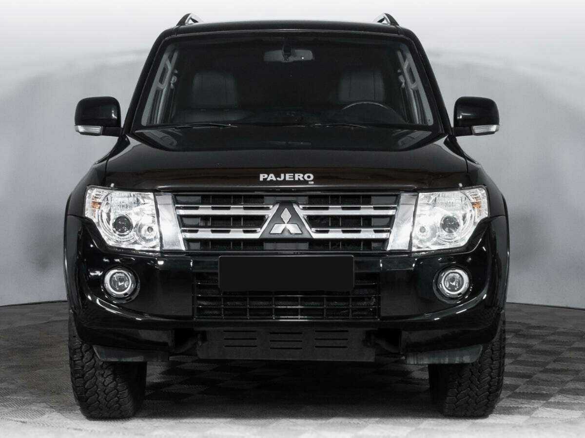 Купить Mitsubishi Pajero с пробегом. Фото: #1