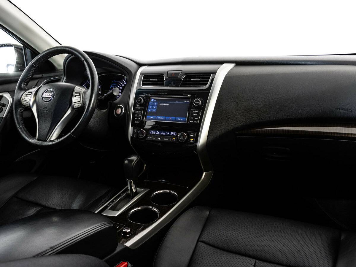 Купить Nissan Teana с пробегом. Фото: #8