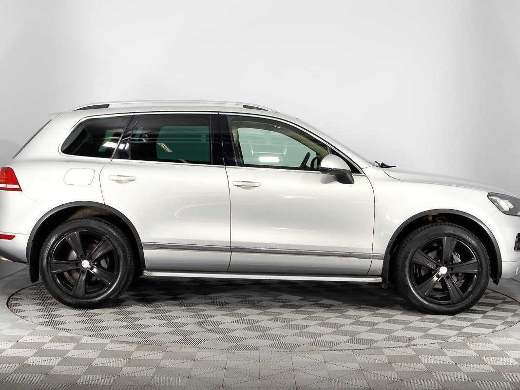 Купить Volkswagen Touareg с пробегом. Фото: #3