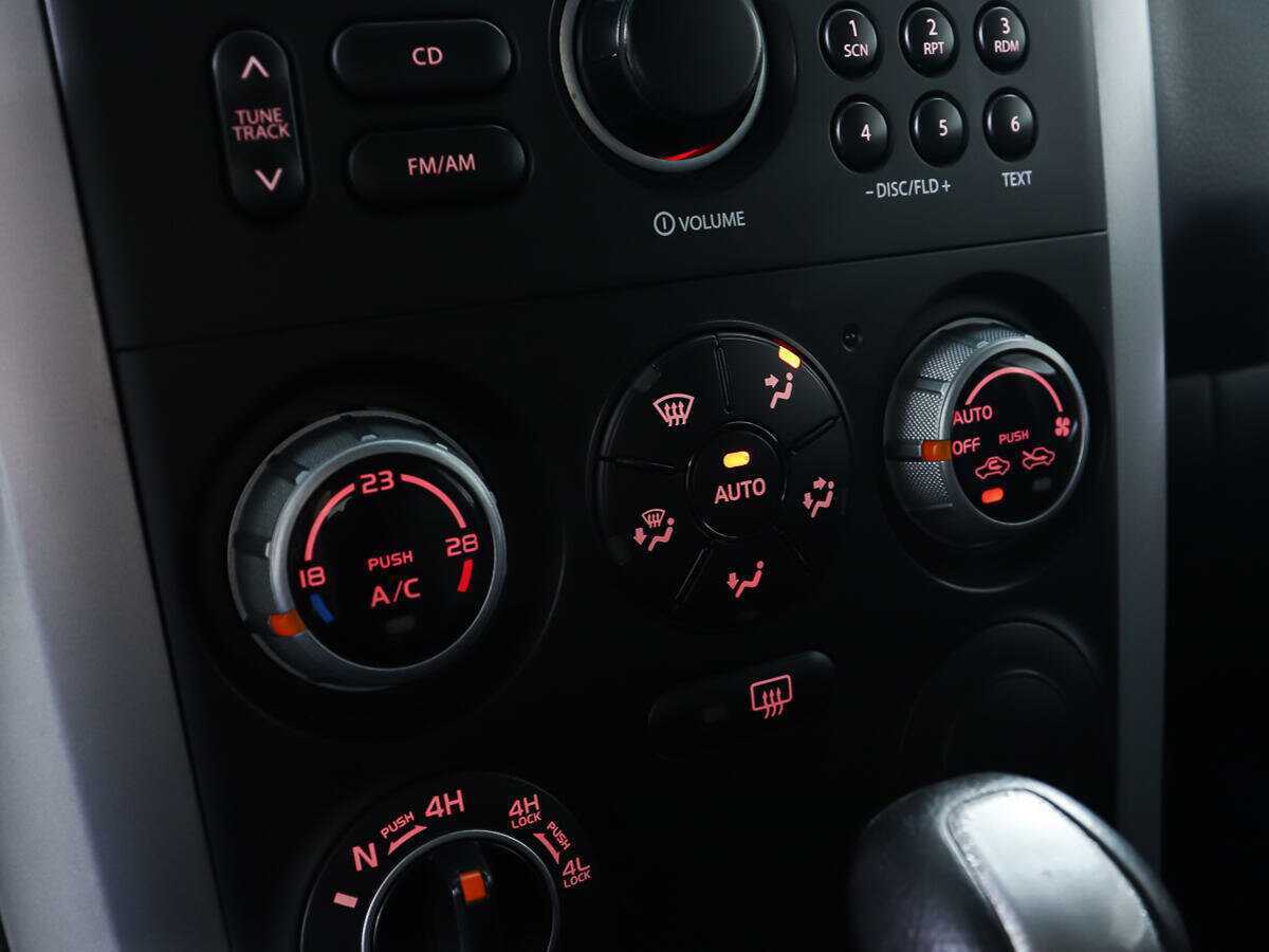 Купить Suzuki Grand Vitara с пробегом. Фото: #16