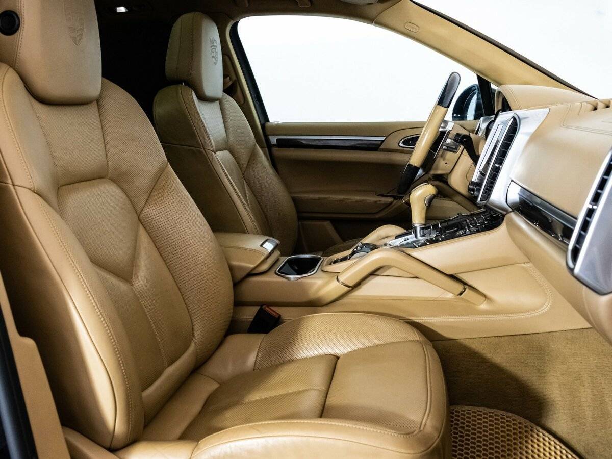 Купить Porsche Cayenne с пробегом. Фото: #12