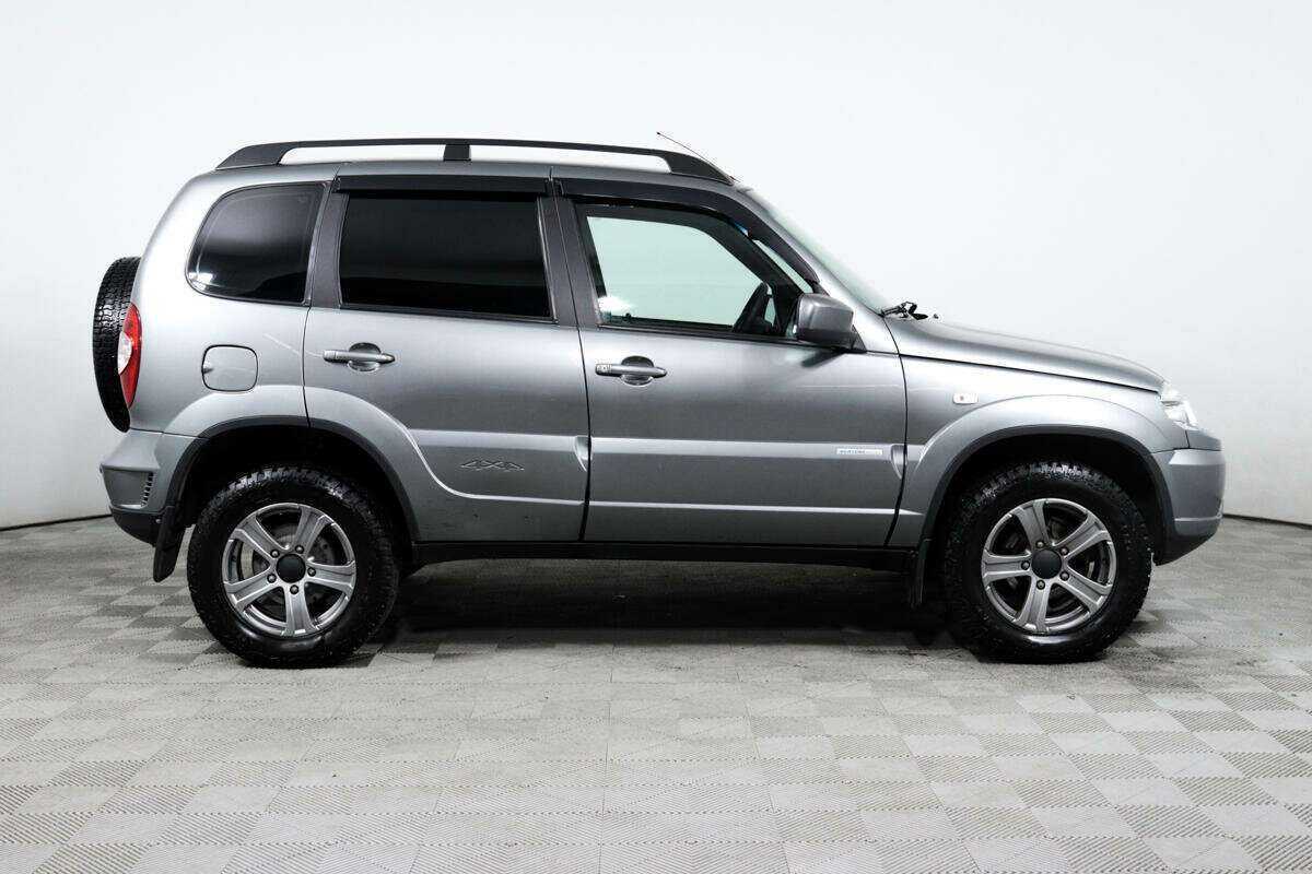 Купить Chevrolet Niva с пробегом. Фото: #3
