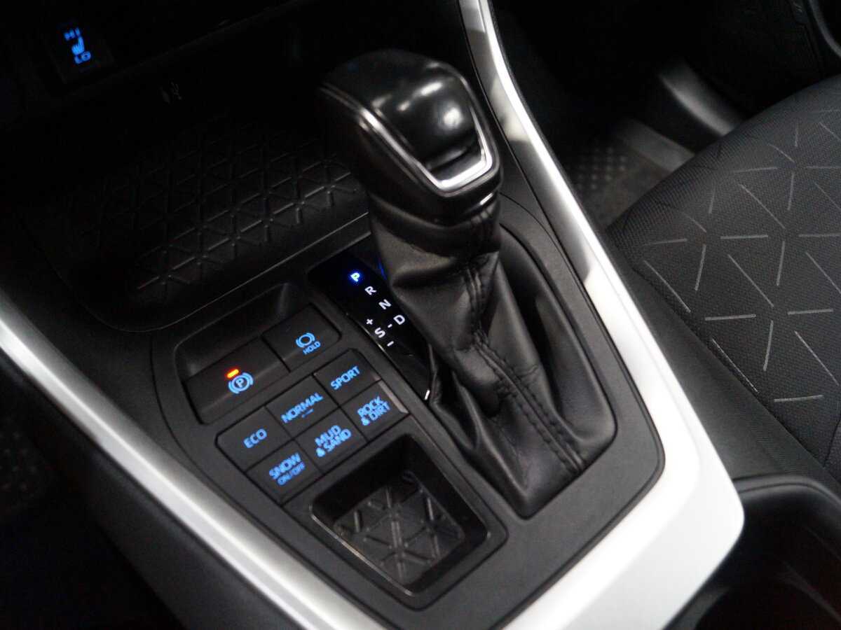Купить Toyota RAV4 с пробегом. Фото: #14