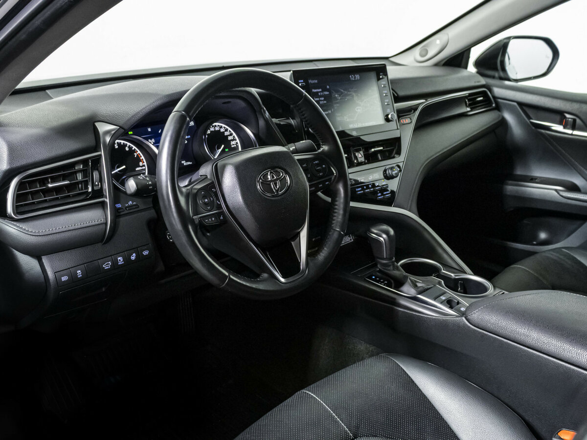 Купить Toyota Camry с пробегом. Фото: #8