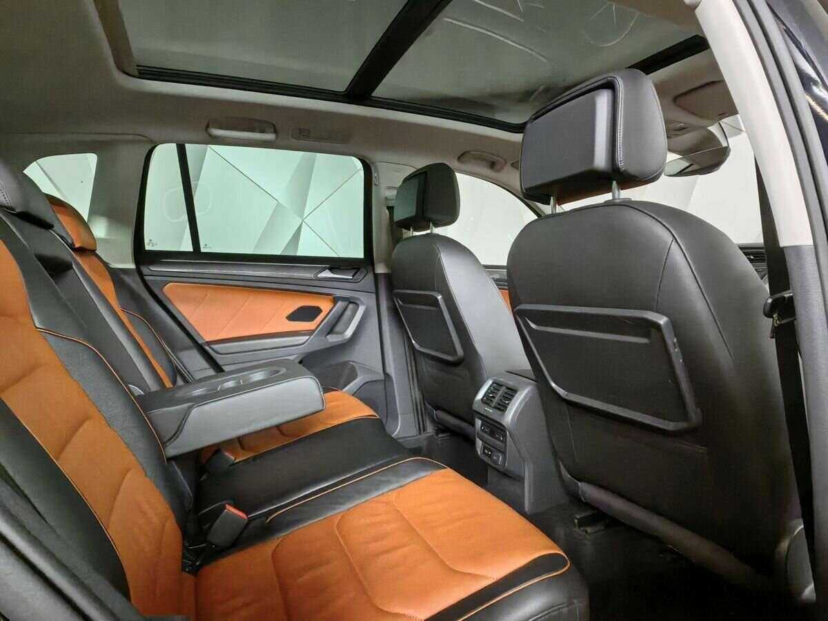 Купить Volkswagen Tiguan с пробегом. Фото: #11