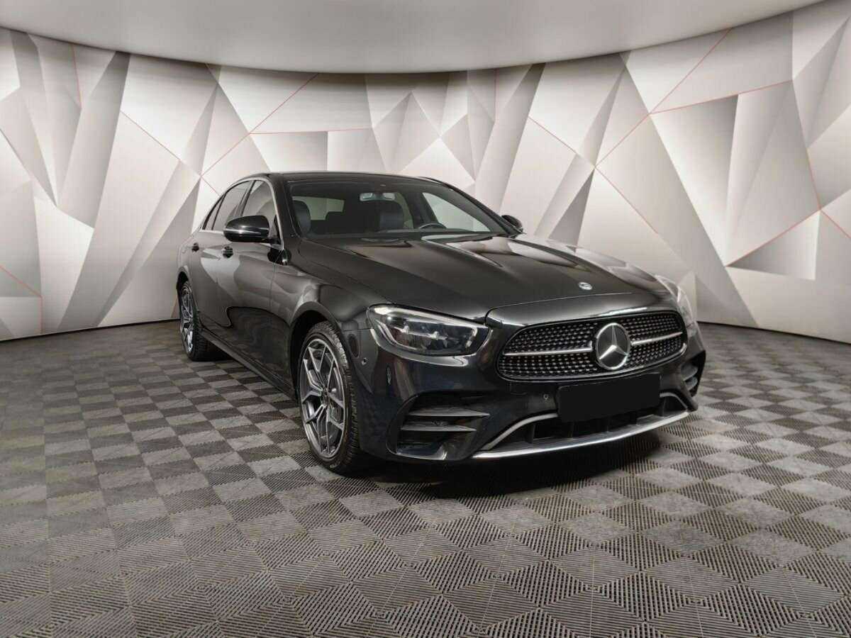 Купить Mercedes-Benz E-Класс с пробегом. Фото: #2