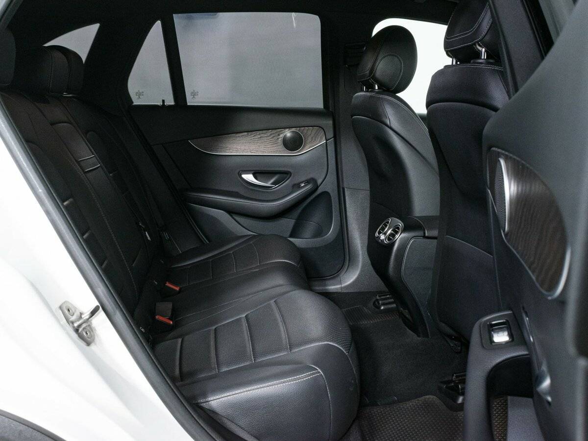 Купить Mercedes-Benz GLC с пробегом. Фото: #12