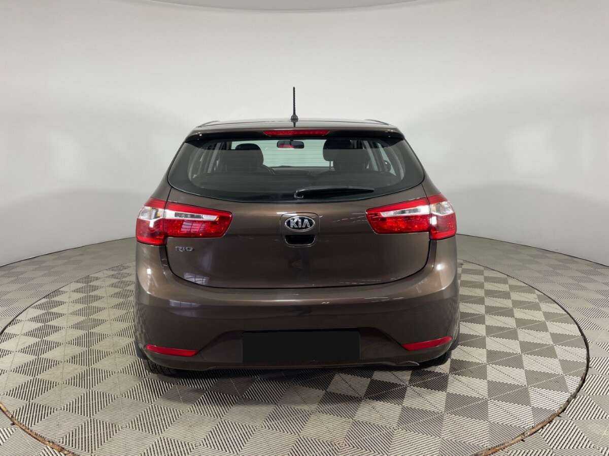 Купить Kia Rio с пробегом. Фото: #4