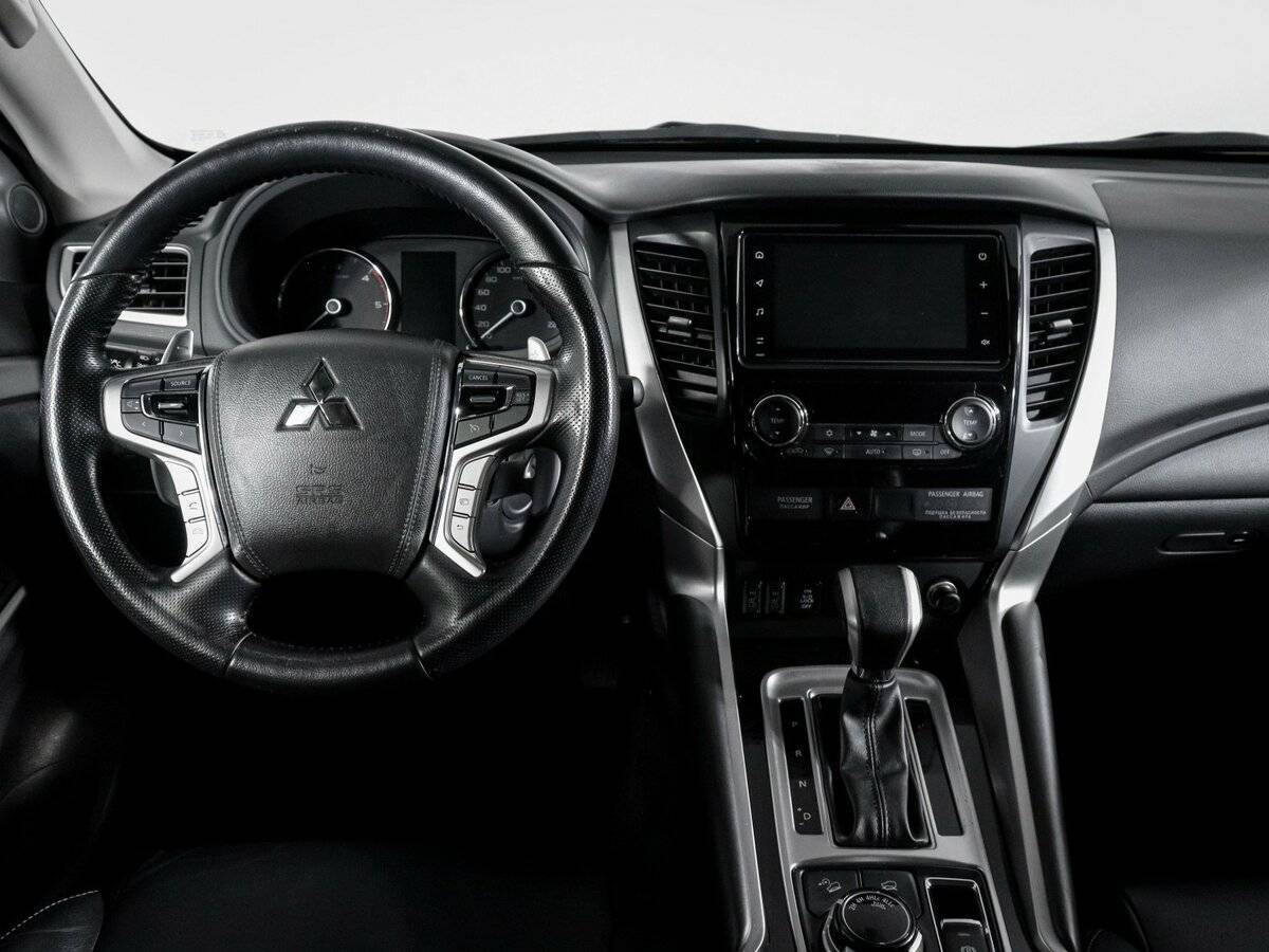 Купить Mitsubishi Pajero Sport с пробегом. Фото: #9