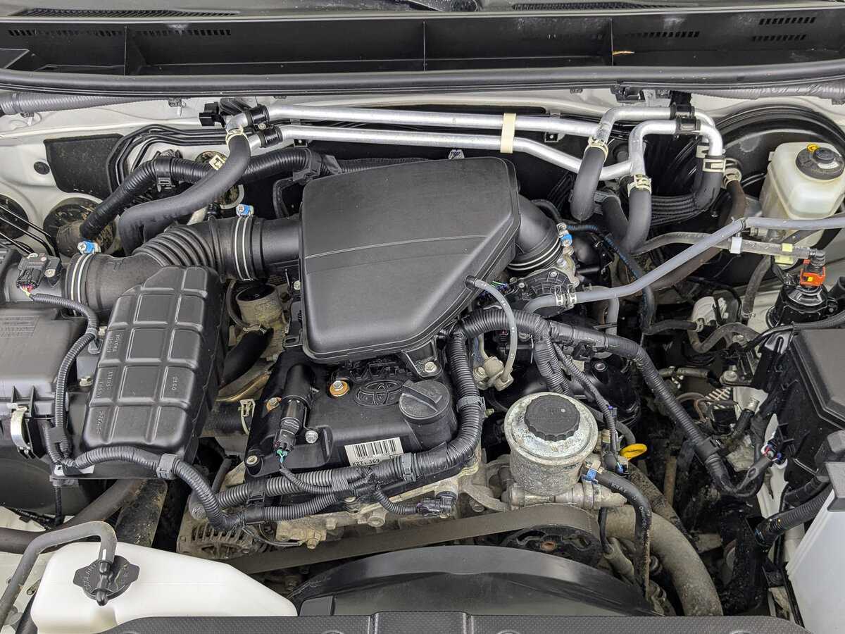 Купить Toyota Land Cruiser Prado с пробегом. Фото: #8