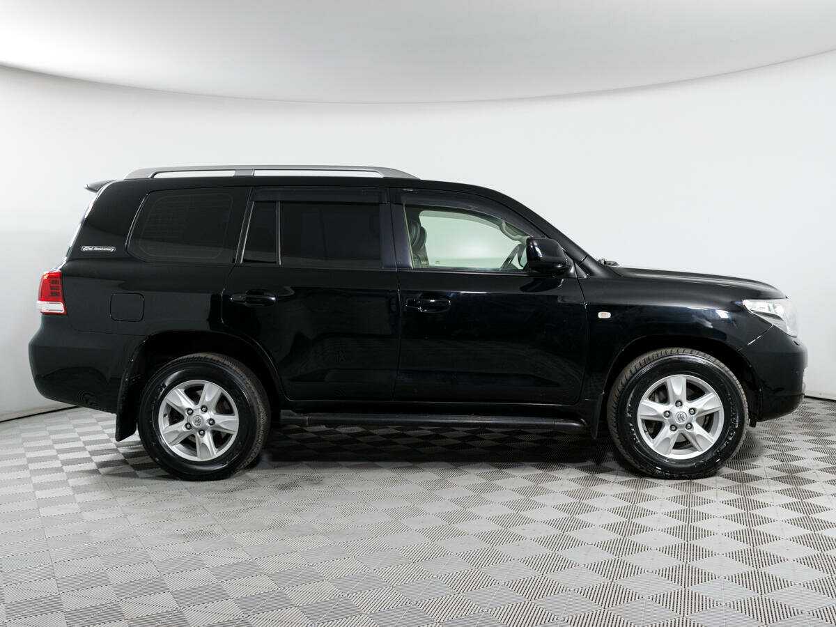 Купить Toyota Land Cruiser с пробегом. Фото: #3