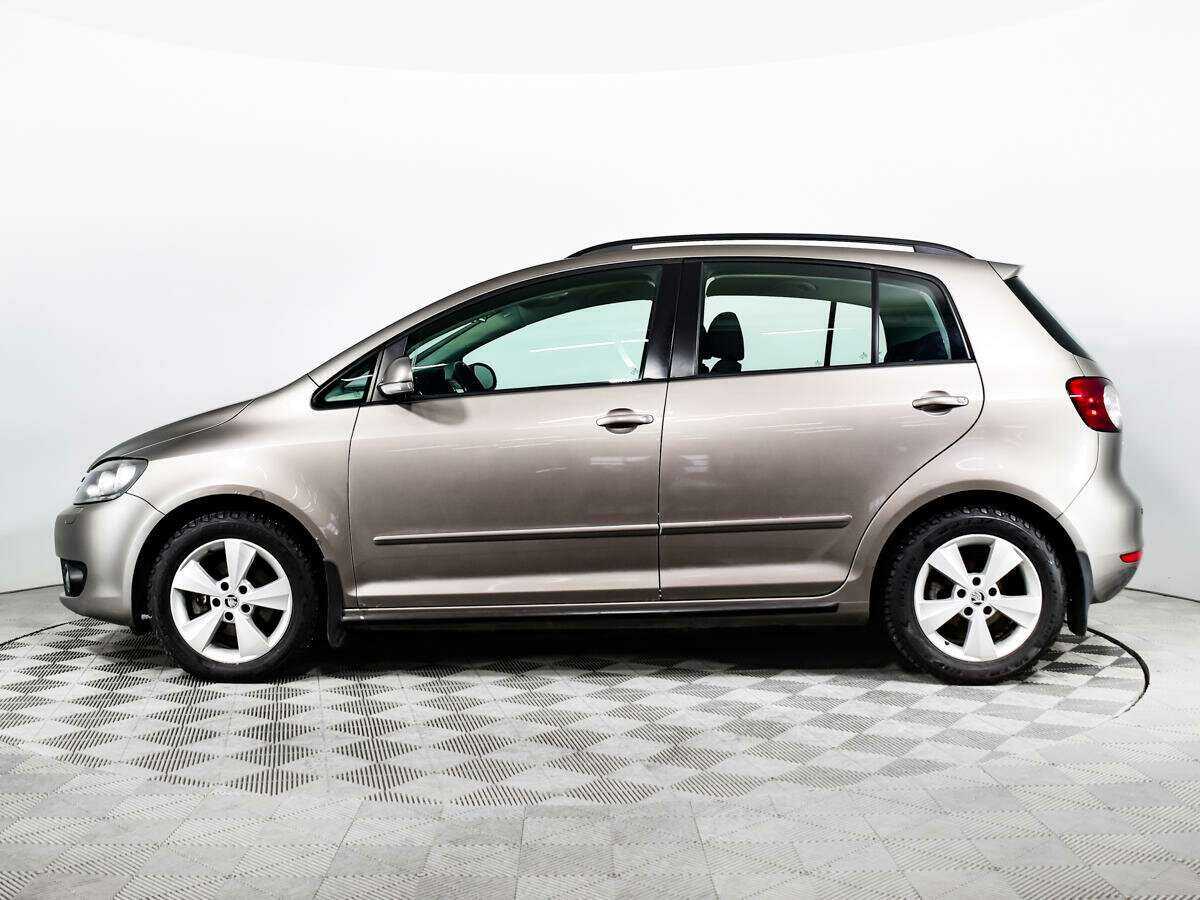 Купить Volkswagen Golf Plus с пробегом. Фото: #7